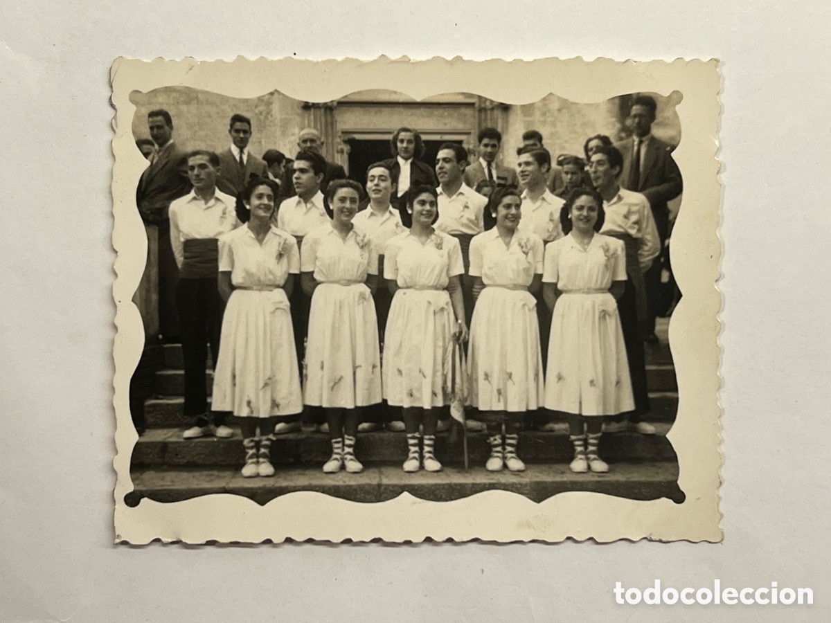 Alte Fotografie: BARCELONA Fotograf&iacute;a Festival Regional de Sardanes. Colla Joiosa (a.1950)