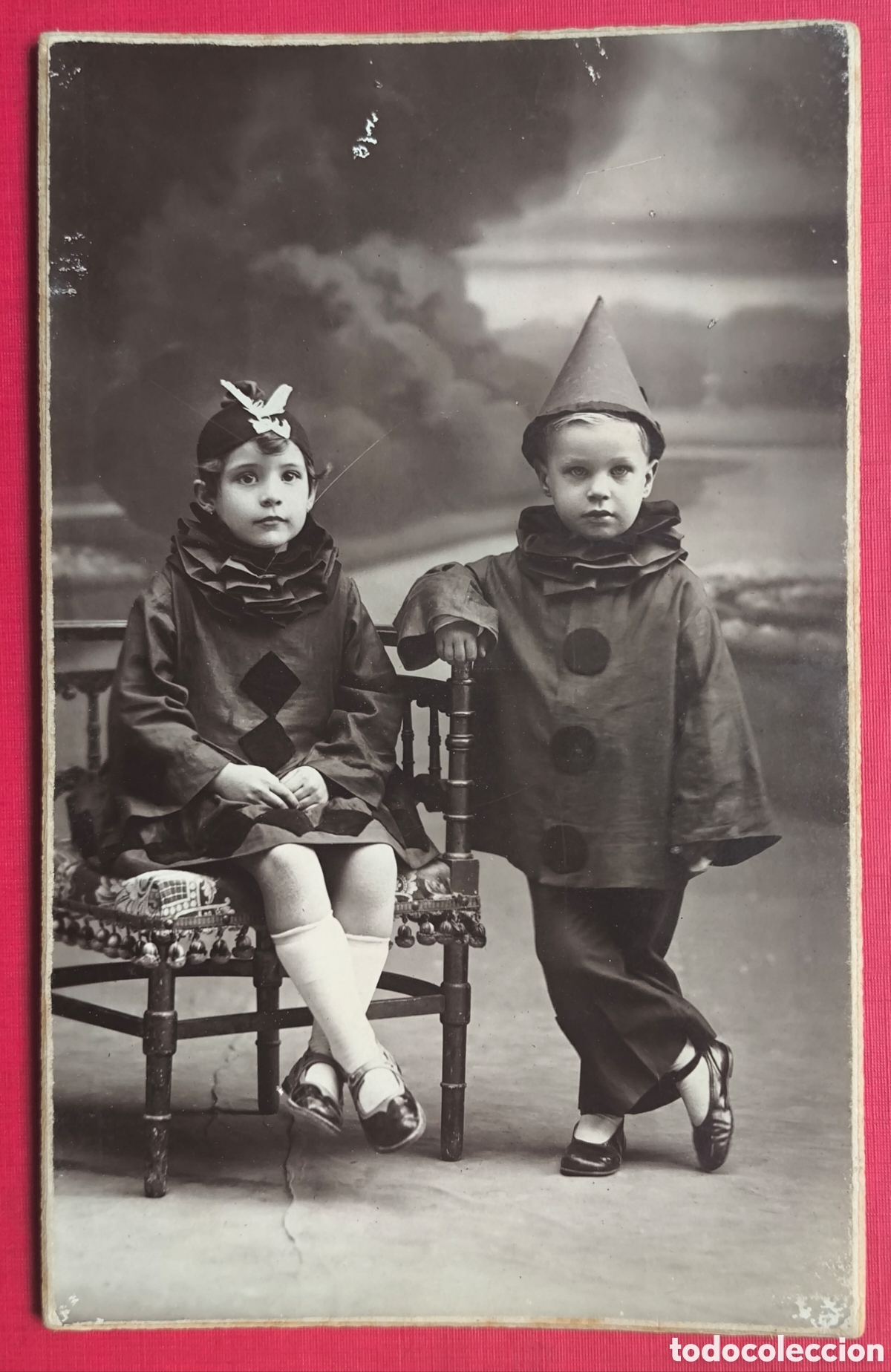 Alte Fotografie: RETRATO DE ESTUDIO HERMANOS POSTAL FOTOGR&Aacute;FICA FOT&Oacute;GRAFO A. LLOBET VILANOVA I LA GELTR&Uacute; C. 1915