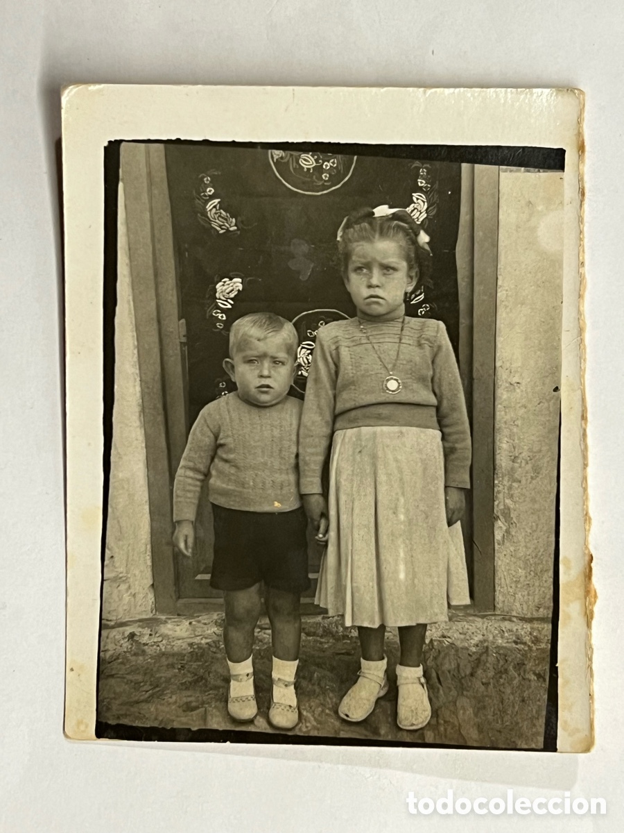 Alte Fotografie: MINUTEROS.TOMELLOSO.. INFANTES.. Ciudad Real. POSTGUERRA CIVIL. Ni&ntilde;os.. (h.1945?)