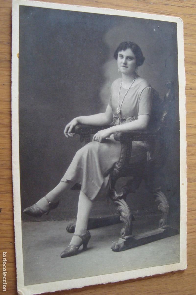 Fotograf&iacute;a antigua: ANTIGUA FOTOGRAFIA DE CHICA. FOTO MONTILLA. CORDOBA A&Ntilde;OS 20.