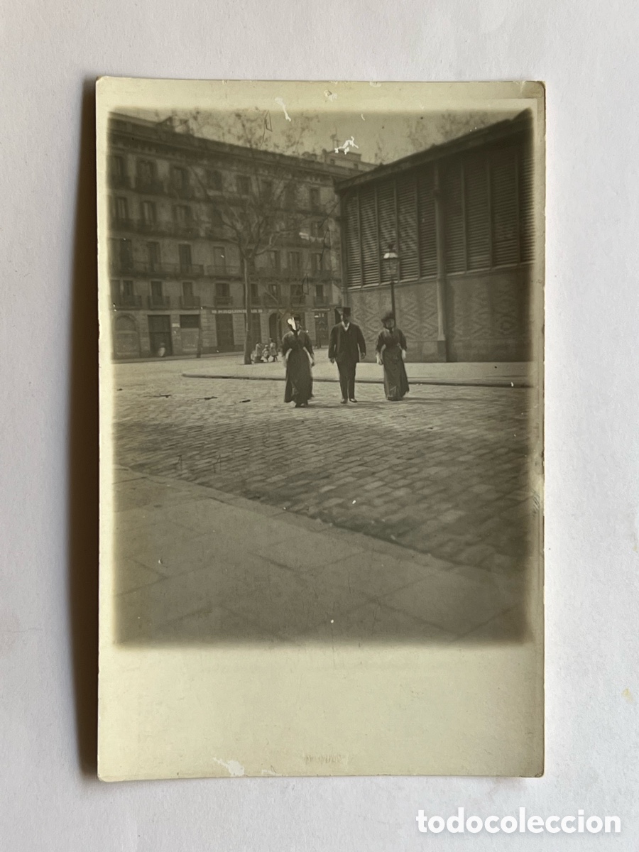 Fotograf&iacute;a antigua: BARCELONA. Fotograf&iacute;a antigua de paseo por el Mercat de Sant Antoni ? (h.1920?)