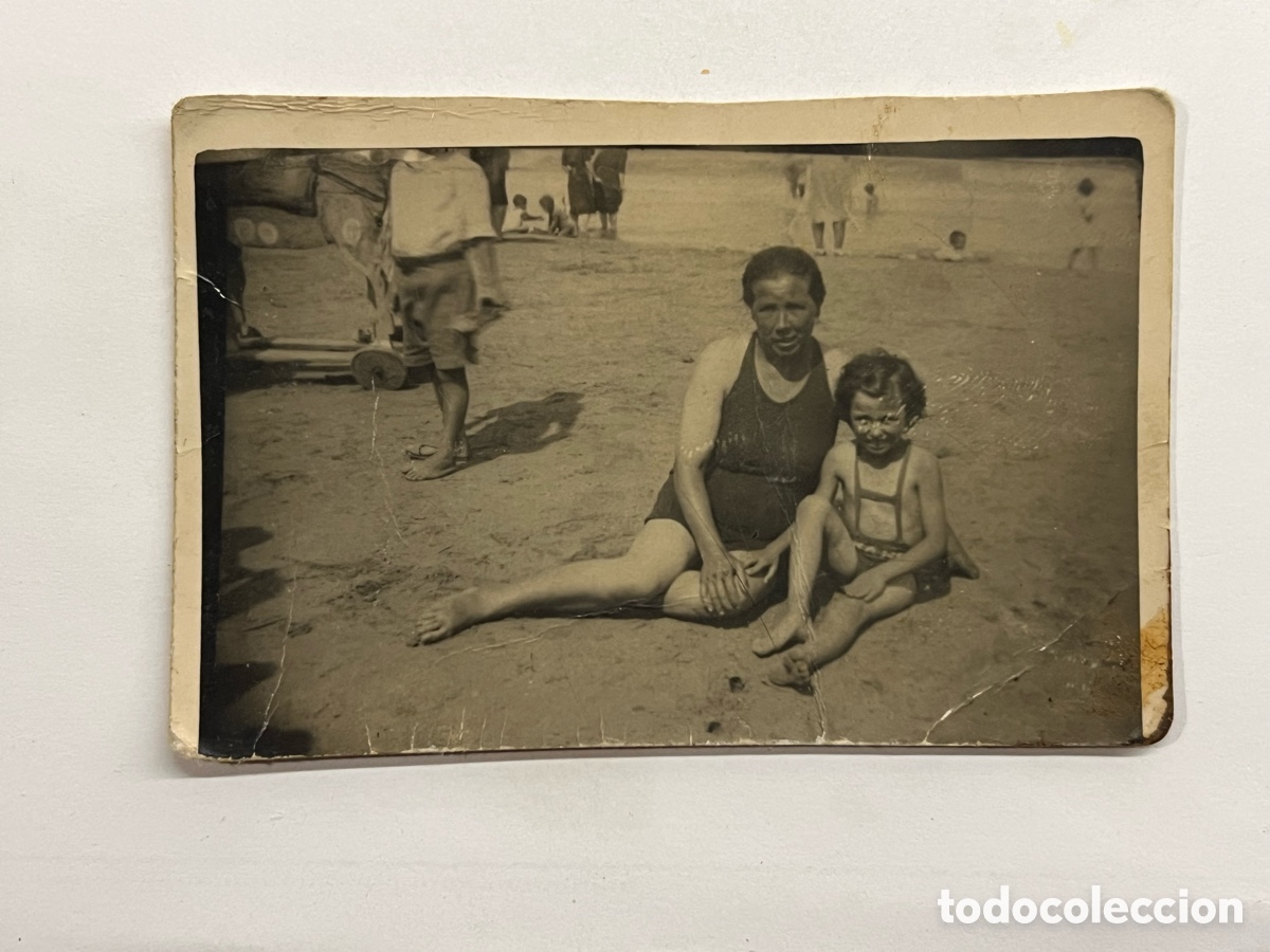 Fotograf&iacute;a antigua: MINUTEROS VALENCIA.. en la Playa cerca del fot&oacute;grafo. Postguerra Civil Espa&ntilde;ola (h.1945?)