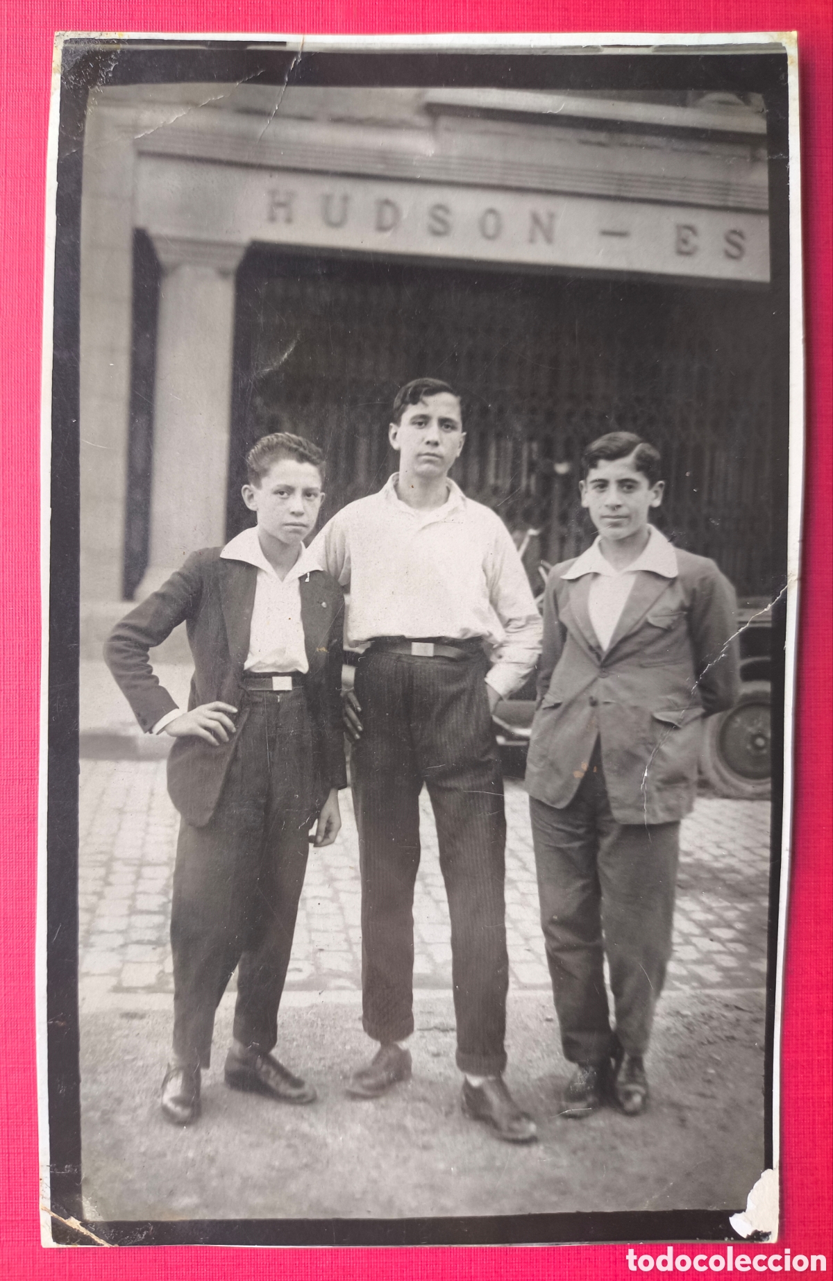 Fotograf&iacute;a antigua: FOTOGRAF&Iacute;A GRUPO AMIGOS AVENIDA ARG&Uuml;ELLES CONCESIONARIO AUTOM&Oacute;VILES HUDSON - ESSEX BARCELONA C. 1920
