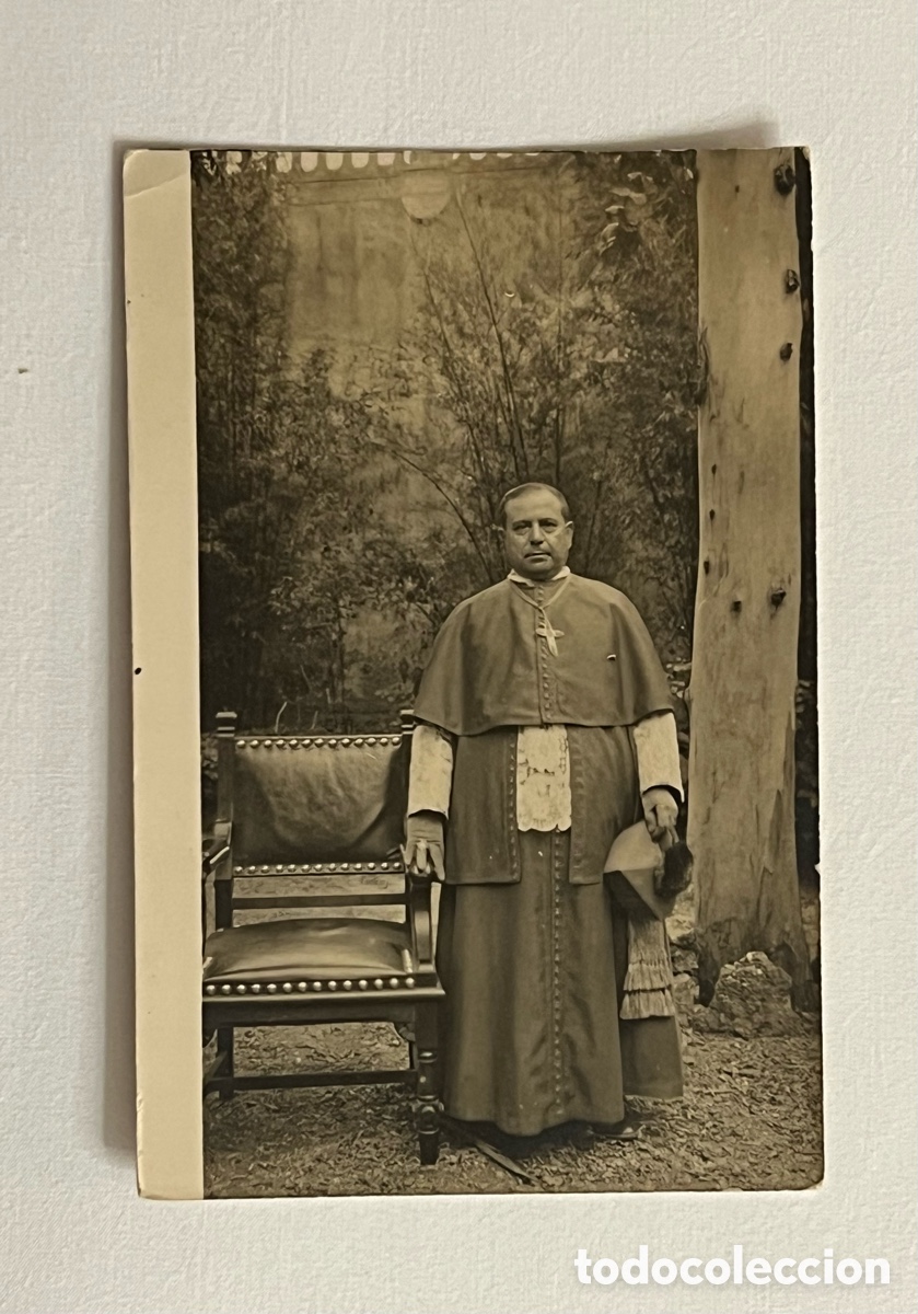 Fotograf&iacute;a antigua: Ramon Guillamet i Coma ?? (Olot, 23 de marzo de 1856 - Barcelona, 14 de abril de 1926) Obispo