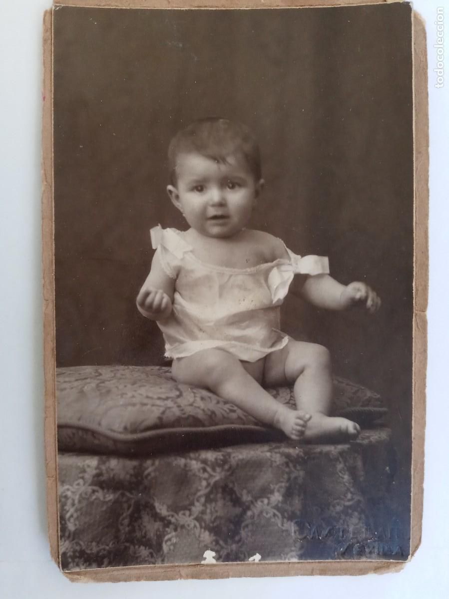 Fotograf&iacute;a antigua: PRECIOSA FOTO DE ESTUDIO DE NI&Ntilde;A TAL SE VE , PRINCIPIOS DE SIGLO. DE CASTELLANO , SEVILLA