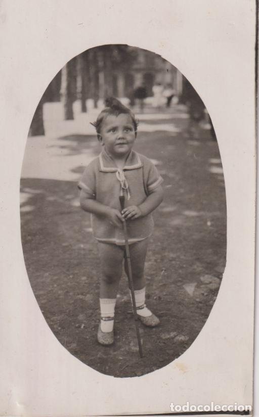 Fotograf&iacute;a antigua: ANTIGUA FOTOGRAFIA OVALADA NI&Ntilde;O CON BASTON TARJETA POSTAL