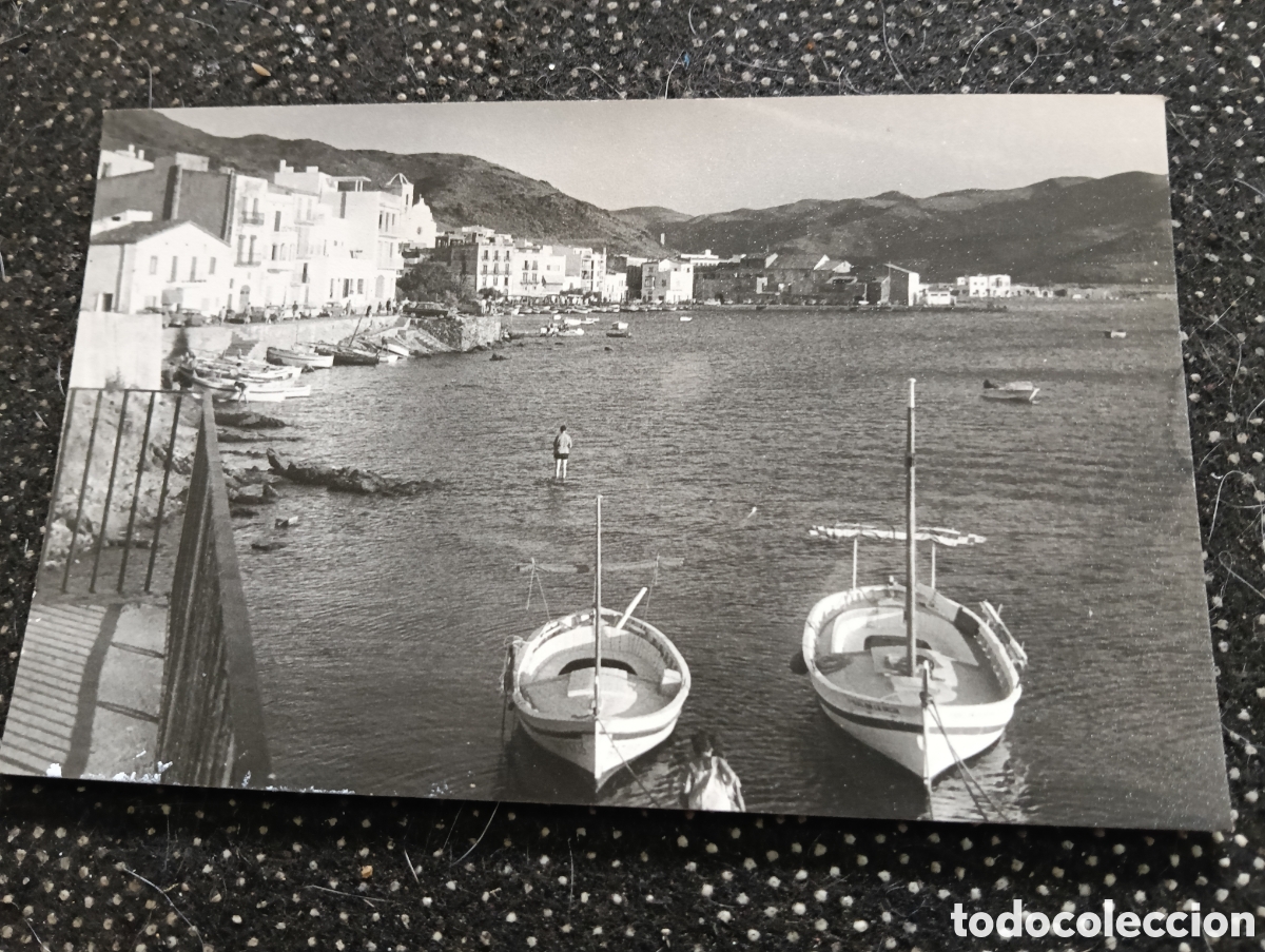 Fotograf&iacute;a antigua: Fotograf&iacute;a de 1940 aprox. De Cadaqu&eacute;s, Gerona, playa Bar Boya, tama&ntilde;o postal.