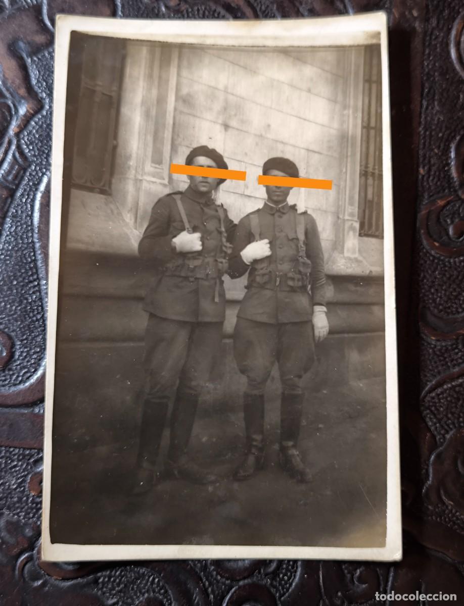 Fotograf&iacute;a antigua: Antigua fotograf&iacute;a postal militar. Barcelona. A&ntilde;os 20.