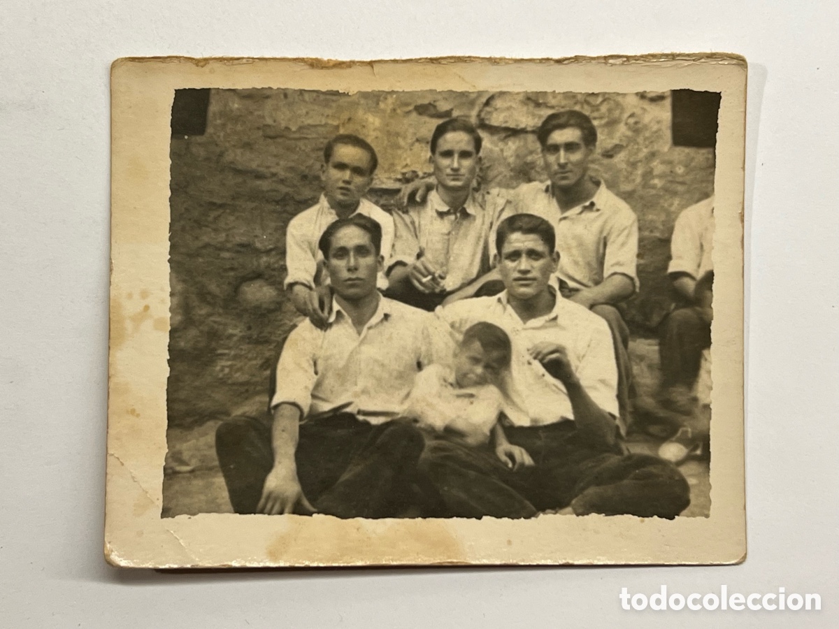 Fotograf&iacute;a antigua: MINUTEROS PE&Ntilde;ARROYAS (Teruel) Postguerra Civil. Grupo de jovenes del pueblo.. (a.1948)