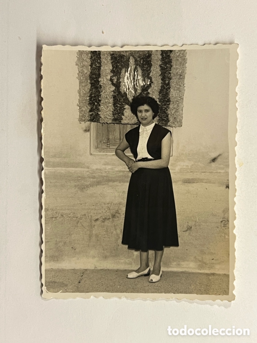 Fotograf&iacute;a antigua: MINUTEROS VALENCIA. Un d&iacute;a festivo en Ciutat Vella.. foto PaYan (a.1954) Medidas: 9 x 7 cm