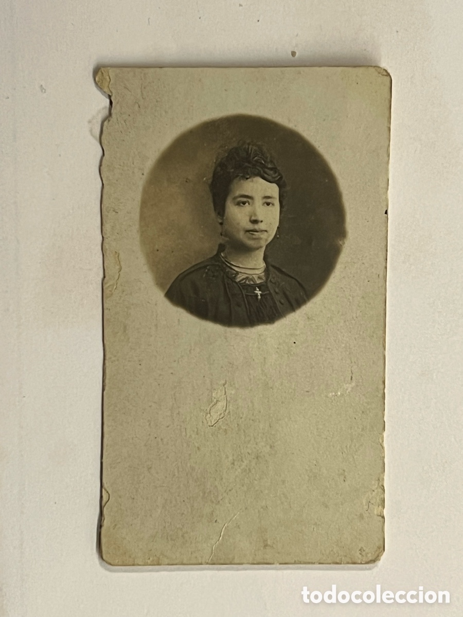Fotograf&iacute;a antigua: FOTOMATON antiguo.. Se&ntilde;ora con crucifijo.. (h.1910?) Med&iacute;das: 4 x 7 cm.,