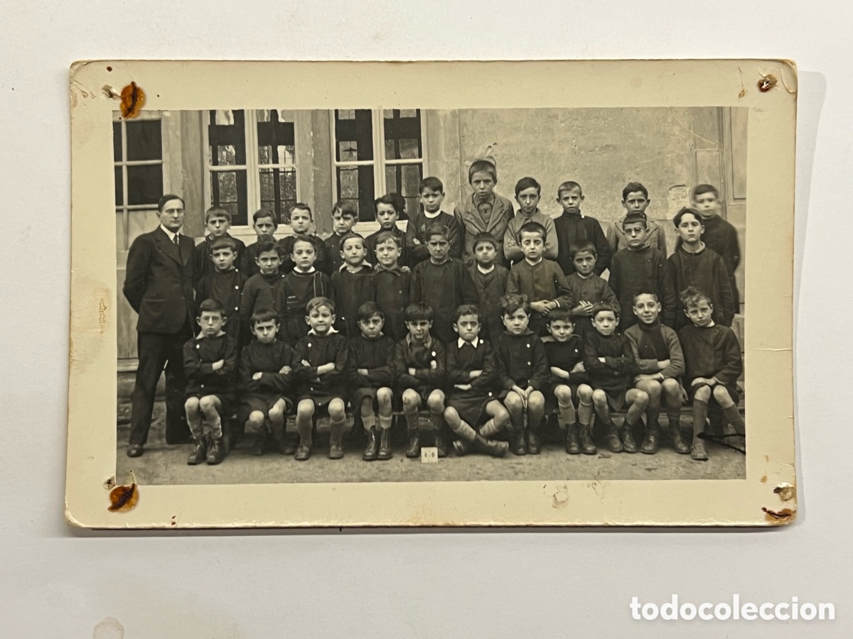 Fotograf&iacute;a antigua: RECUERDO ESCOLAR (a.1941) Hijos de exiliados de la Guerra Civil en las escuelas vecinas de Francia