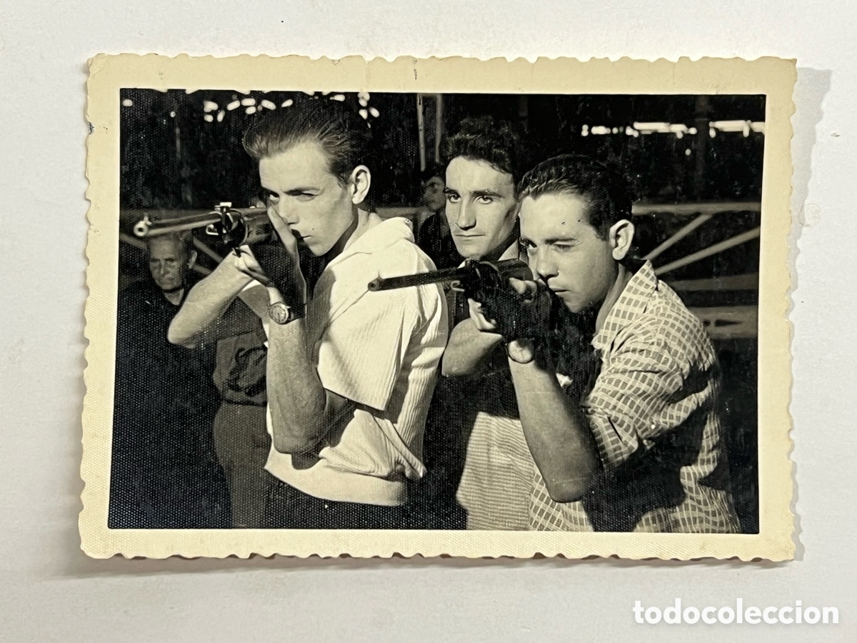 Fotograf&iacute;a antigua: TIRO FOTOGR&Aacute;FICO DE FERIA.. Minuteros.. Disfrutando de la Feria (a.1959)