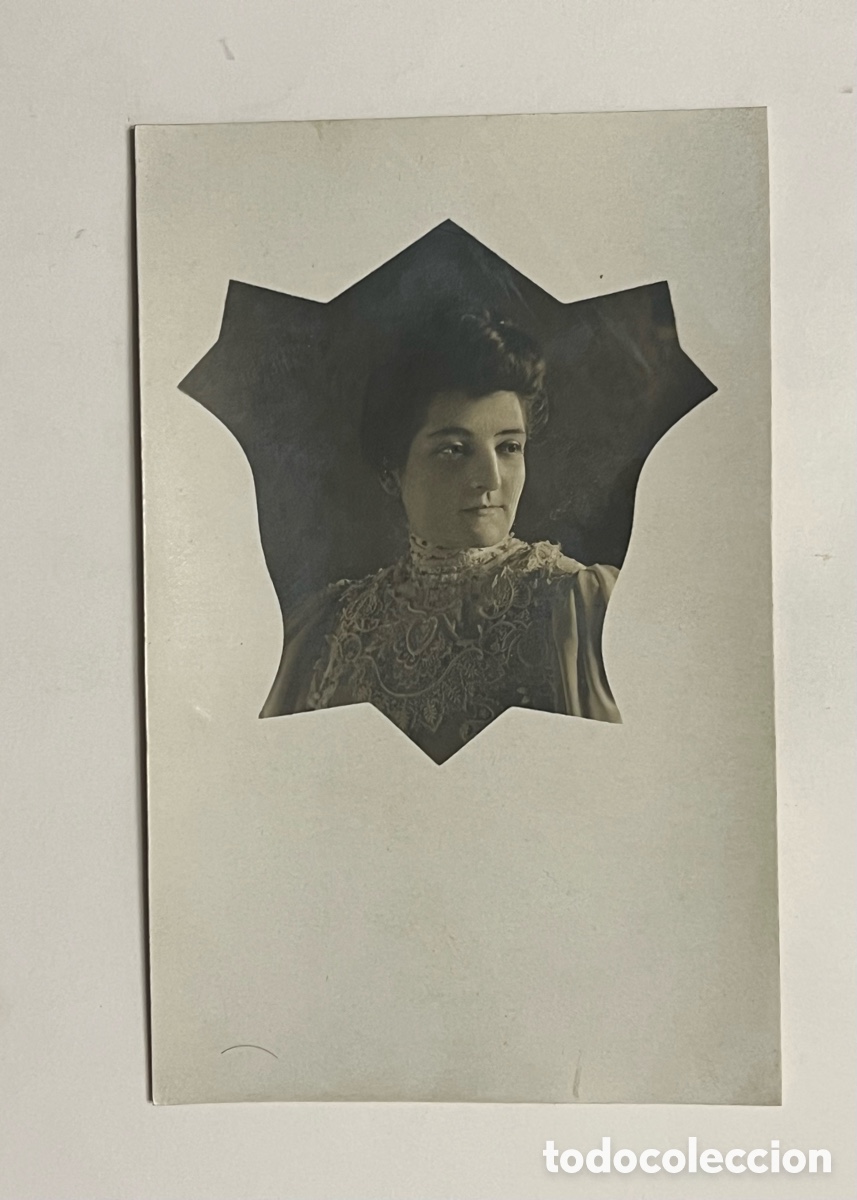 Photographie ancienne: FOTOGRAF&Iacute;A. Retrato de una Joven Se&ntilde;ora Madrile&ntilde;a.. (h.1910?) Med&iacute;das: 14 x 9 cm.