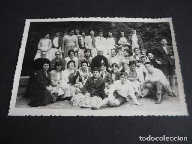 Antique Photography: SANTANDER GRUPO CON PADRES PASIONISTAS FOTOGRAFIA TAMA&Ntilde;O POSTAL
