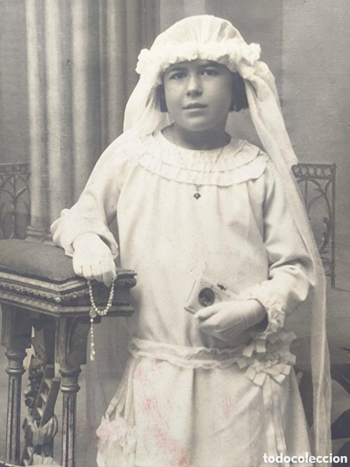 Fotograf&iacute;a antigua: FOTOGRAF&Iacute;A RETRATO DE ESTUDIO NI&Ntilde;A COMUNI&Oacute;N FOT&Oacute;GRAFO A. LARA VILAFRANCA DEL PENED&Egrave;S C. 1915