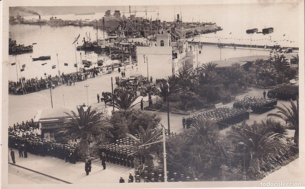 Fotograf&iacute;a antigua: SANTA CRUZ DE TENERIFE ENTREGA DE LA BANDERA AL CRUCERO CANARIAS 5/05/1940 FOTO BENITEZ