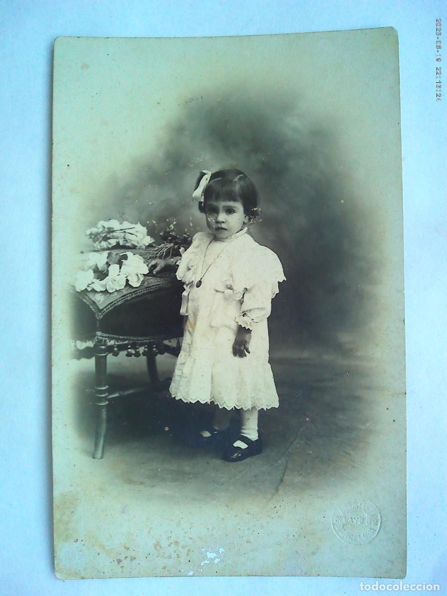 Alte Fotografie: POSTAL DE NI&Ntilde;A DE BLANCO, PRINCIPIOS DE SIGLO . DE AMADEO , BARCELONA