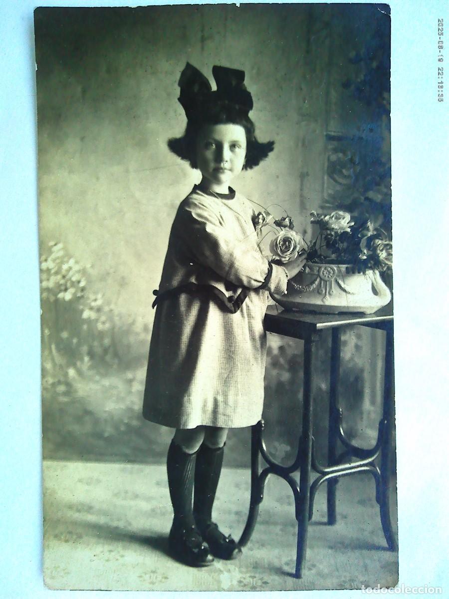 Fotograf&iacute;a antigua: PRECIOSA FOTO DE ESTUDIO DE NI&Ntilde;A CON GRAN LAZO, PRINCIPIOS DE SIGLO . DE F. VIZCAINO