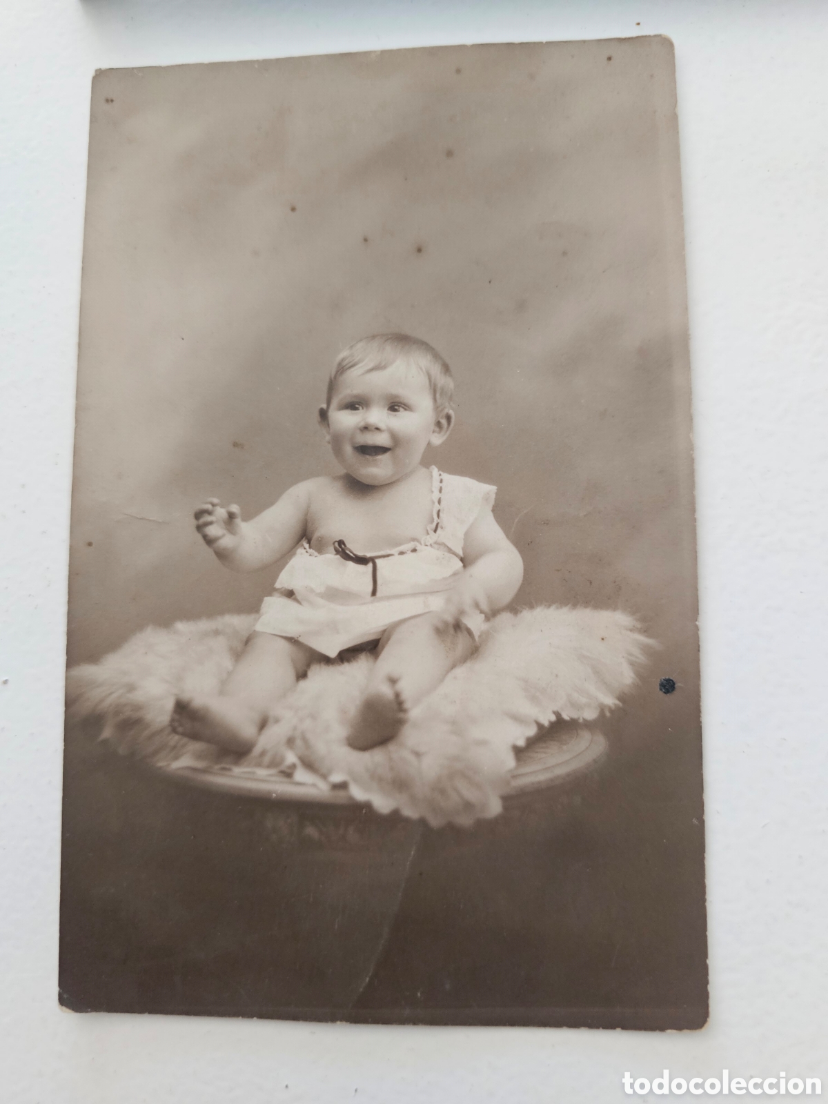Fotograf&iacute;a antigua: Fotograf&iacute;a de ni&ntilde;o Carte postale de G. Bernerat, Beauvais France Francia 1900s 1920s