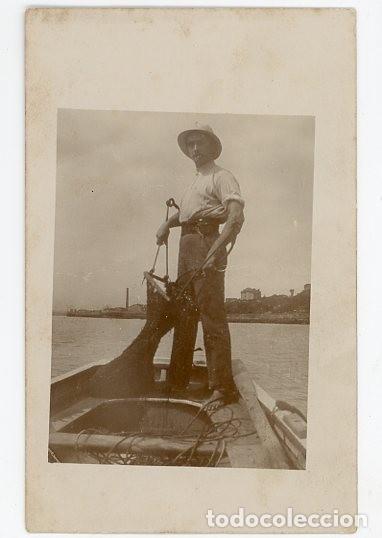 Fotograf&iacute;a antigua: SACANDO LA DRAGA EN LA BAHIA DE SANTANDER. CANTABRIA. 1908,