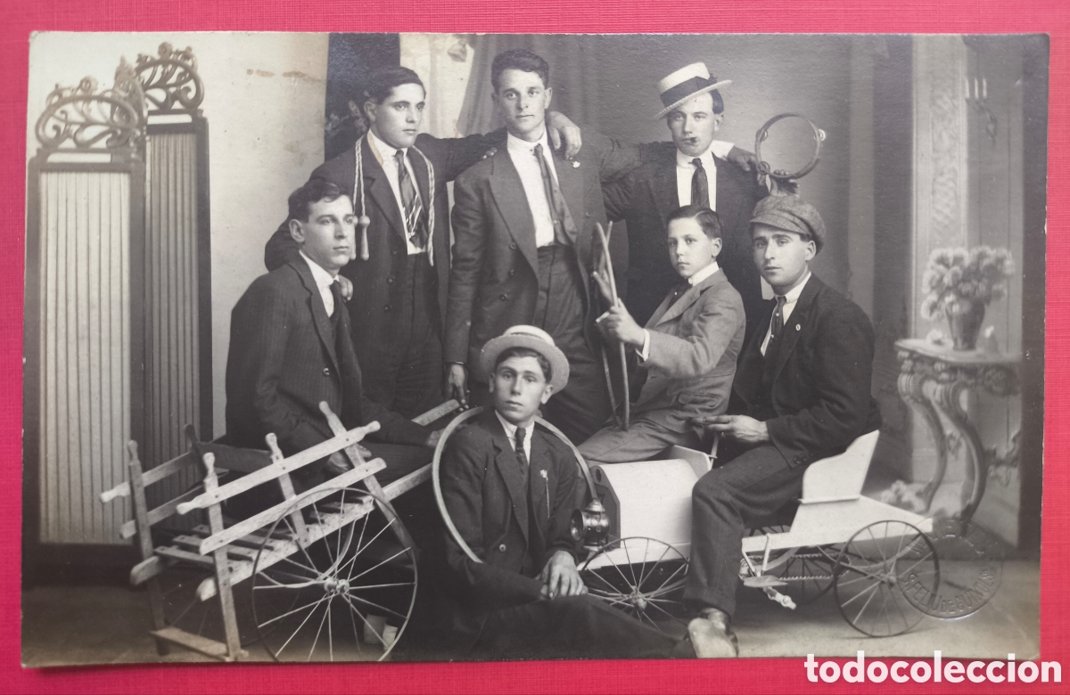 Fotograf&iacute;a antigua: FOTOGRAF&Iacute;A AMIGOS RETRATO ESTUDIO POSTAL FOTOGR&Aacute;FICA FOT&Oacute;GRAFO MANETES SANT FELIU GU&Iacute;XOLS C. 1915