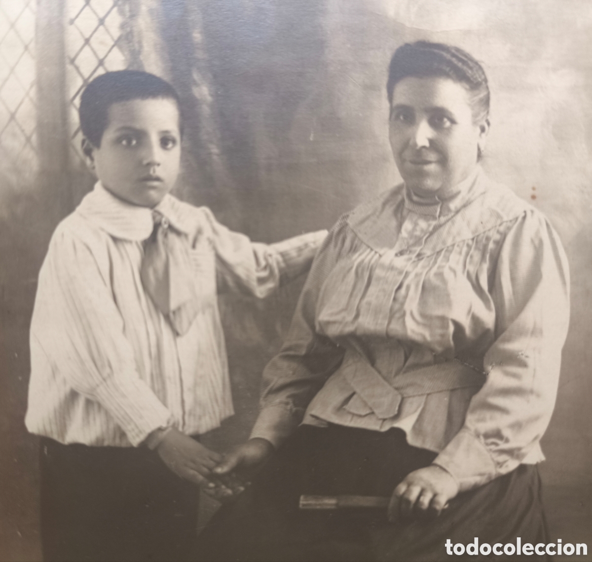 Fotograf&iacute;a antigua: FOTOGRAF&Iacute;A RETRATO DE ESTUDIO MADRE E HIJO POSTAL FOTOGR&Aacute;FICA MONTORO C&Oacute;RDOBA C. 1920