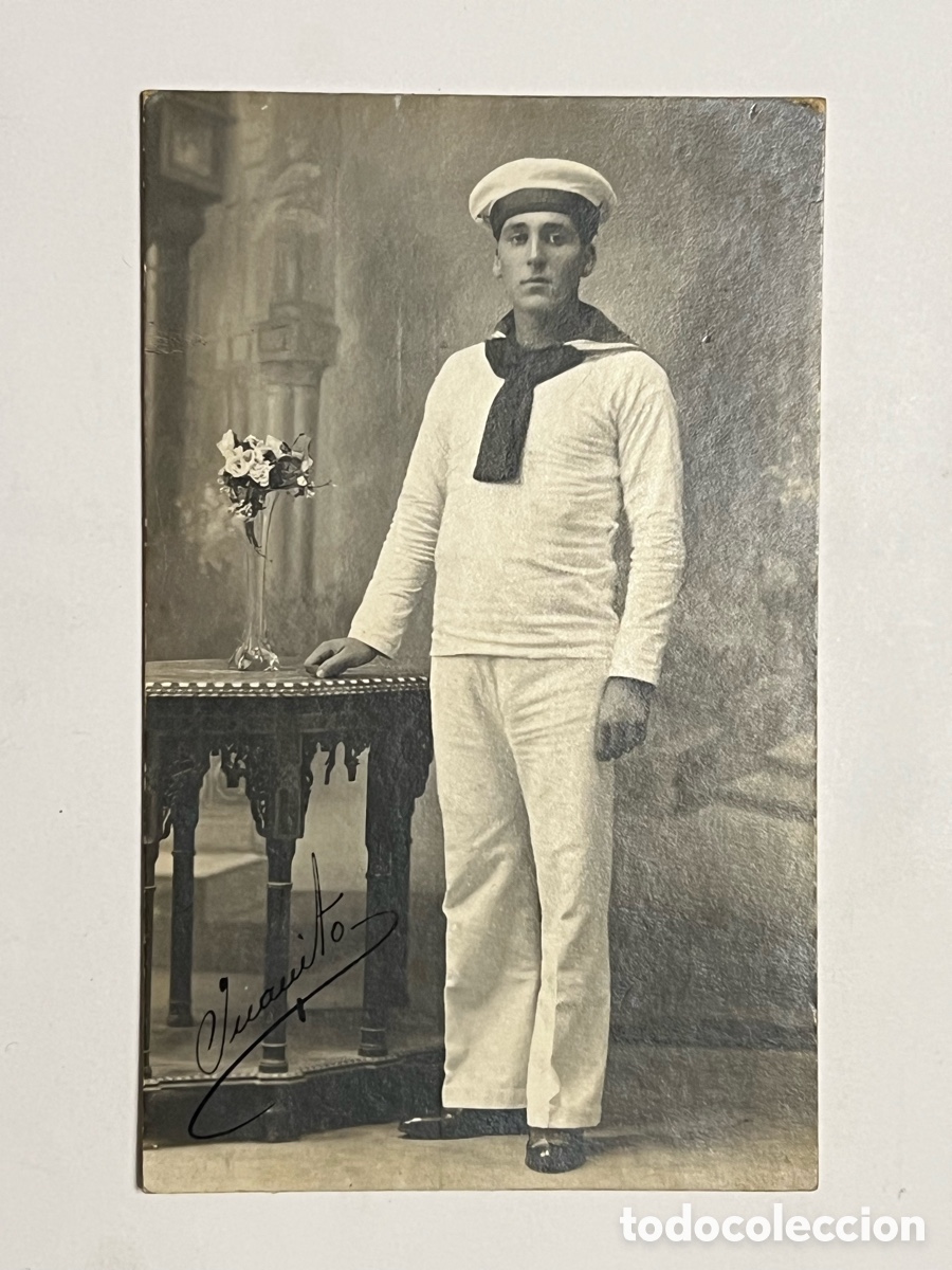 Fotograf&iacute;a antigua: LA MARINA Y CARTAGENA. J, Casau. Fot&oacute;grafo.. Joven Valenciano en su tiempo en filas (a.1930)