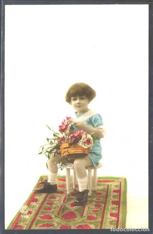Antique Photography: Foto *P.C. - Paris*. Serie 716. Escrita.