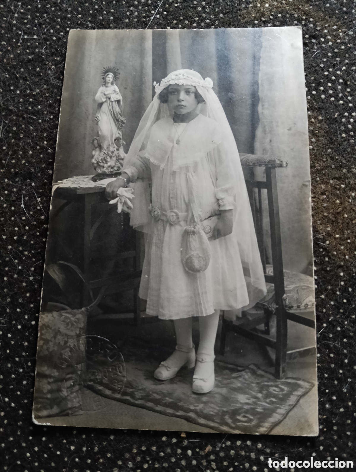 Fotograf&iacute;a antigua: 1930 aprox. Fotograf&iacute;a de un ni&ntilde;a en la primera comuni&oacute;n