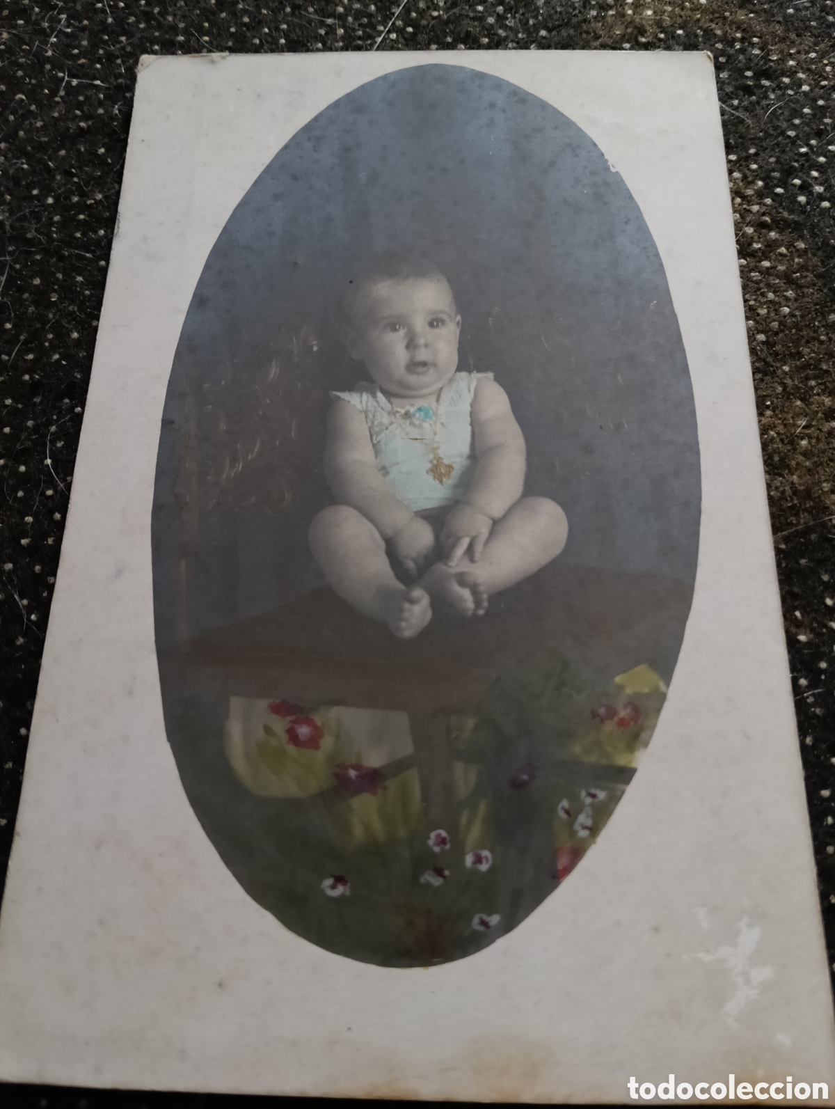 Fotograf&iacute;a antigua: 1930 aprox. Fotograf&iacute;a de un ni&ntilde;o en la primera fotograf&iacute;a