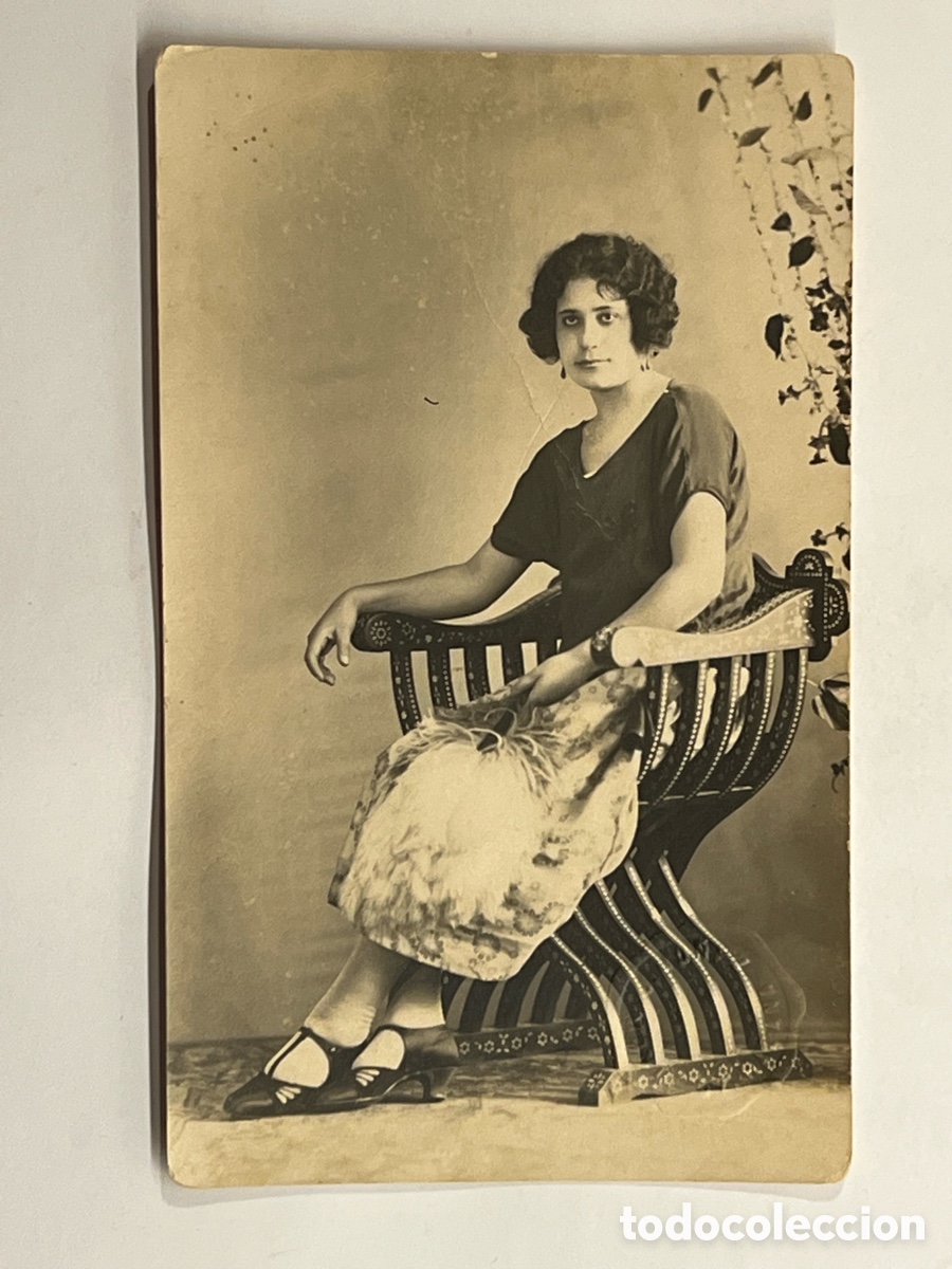 Fotograf&iacute;a antigua: HABANA, Cuba.. J. N&uacute;&ntilde;ez fot&oacute;grafo&hellip; Mujer Catal&aacute;na (h.1900?) Med&iacute;das: 14 x 9 cm
