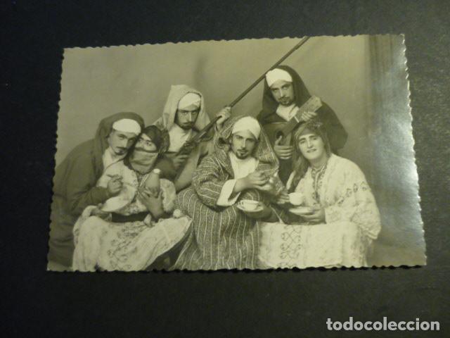 Fotograf&iacute;a antigua: MELILLA GRUPO DISFRAZADO DE MOROS POSTAL FOTOGRAFICA GOMEZ FOTOGRAFO