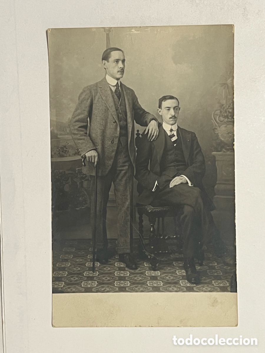Fotograf&iacute;a antigua: MADRID Dos Grandes Amigos. El valor de la amistad.., M. Olier, fot&oacute;grafo Calle Hortaleza.. (h.1900?)