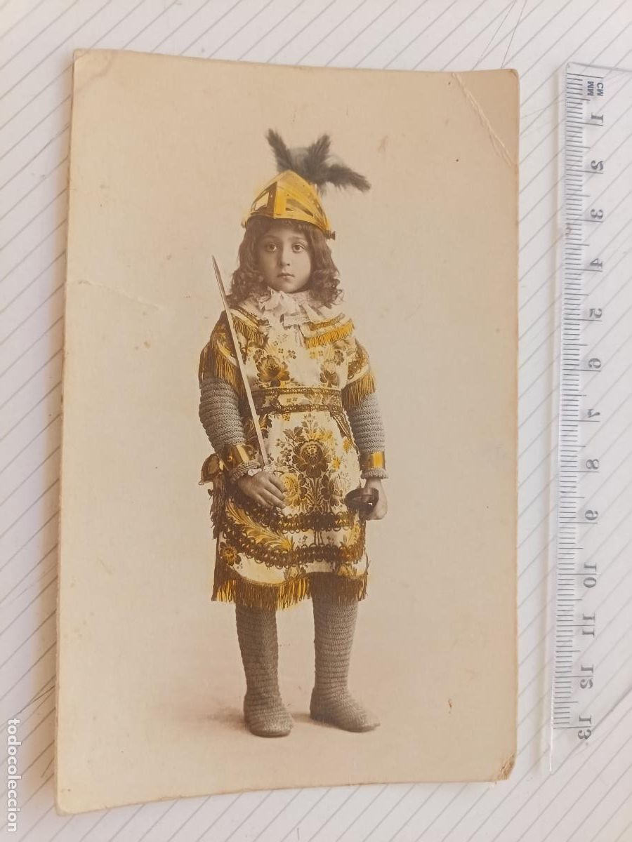 Fotograf&iacute;a antigua: Ni&ntilde;o, foto coloreada antigua