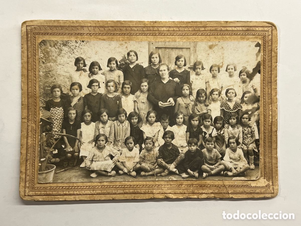 Fotograf&iacute;a antigua: RECUERDO ESCOLAR.. Do&ntilde;a Manuela una buena maestra en tiempos de la Rep&uacute;blica.. (h.1935?)