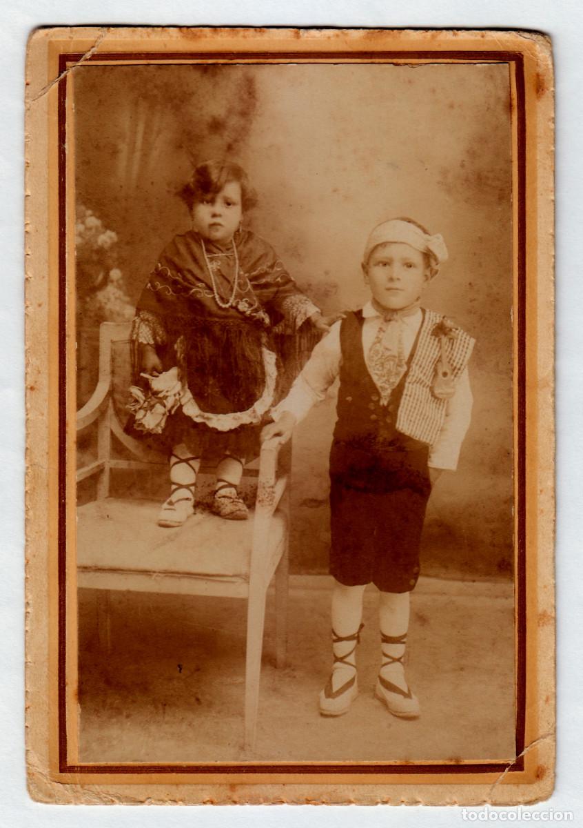 Fotograf&iacute;a antigua: Preciosa foto Ni&ntilde;os con traje t&iacute;pico regional. Photo Espa&ntilde;a Ram&oacute;n L&oacute;pez, Monovar Alicante A&ntilde;os 10-20