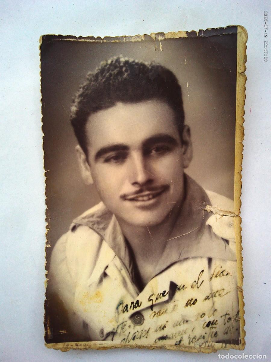Alte Fotografie: FOTO DE ESTUDIO DE JOVEN MILITAR CON SAHARIANA Y BIGOTITO