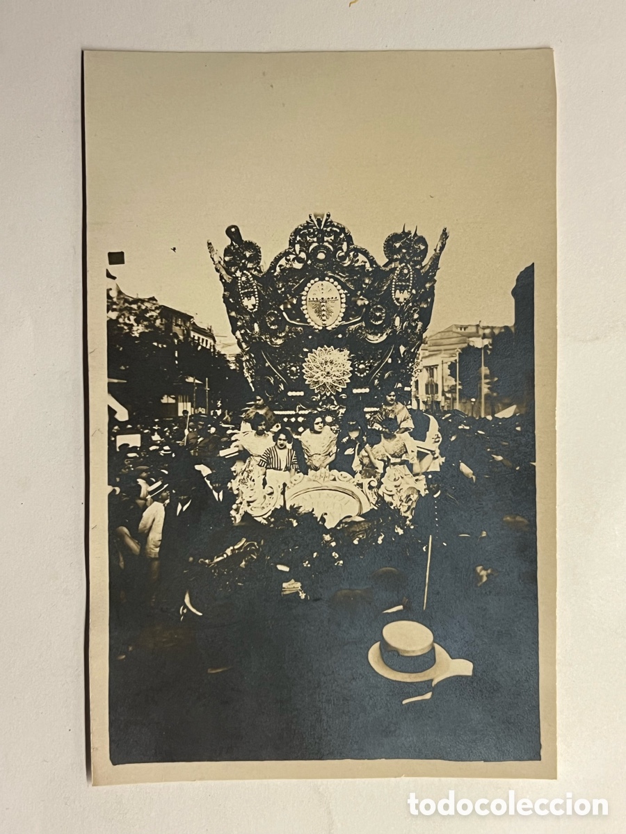 Fotograf&iacute;a antigua: ZARAGOZA. Batalla de Flores&hellip; Foto an&oacute;nima, (h.1900?) Med&iacute;das: 14 x 9 cm