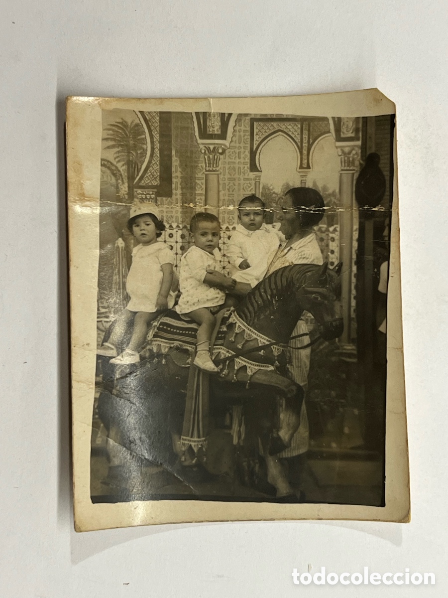 Fotograf&iacute;a antigua: MINUTEROS.. Fot&oacute;grafos de Feria.. La Alhambra lleg&oacute; al pueblo.. Postguerra ciivil espa&ntilde;ola..