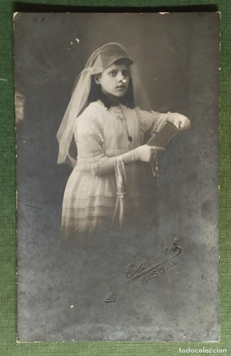 Fotograf&iacute;a antigua: FOTO POSTAL NI&Ntilde;A PRIMERA COMUNION FOTOGRAFO E. CASAS LA BISBAL (GIRONA)