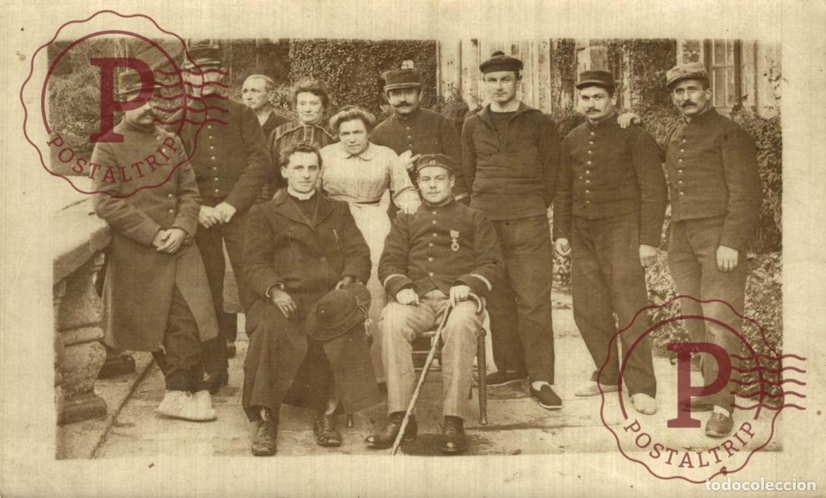 Fotograf&iacute;a antigua: Soldats fran&ccedil;ais bless&eacute;s &agrave; l&rsquo;h&ocirc;pital militaire &ndash; convalescents et infirmi&egrave;res, carte photo vers 1917