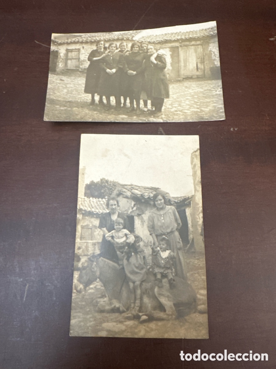 Fotograf&iacute;a antigua: PAREJA FOTOGRAFIA REGIONAL POLLOS VALLADOLID 1921 / 1922