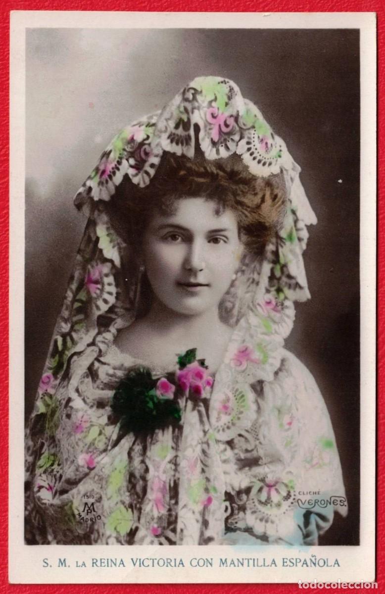 Fotograf&iacute;a antigua: S.M. Reina Victoria Eugenia Julia Ena de Battenberg con mantilla espa&ntilde;ola - Verones - Alfonso XIII