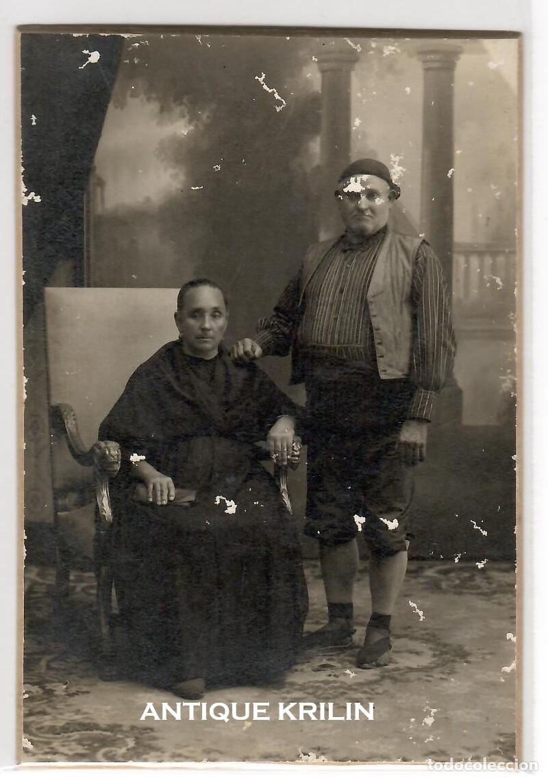 Fotograf&iacute;a antigua: POSTAL FOTOGRAFICA ALONSO , BARCELONA / TIPOS DE TORTOSA / SIN FRANQUEAR