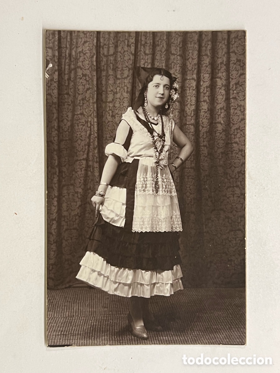 Fotografia antiga: MULA, Murcia.. Hermosa joven con traje de huertana.. Fotograf&iacute;a Mart&iacute;nez, Caravaca (a.1933)
