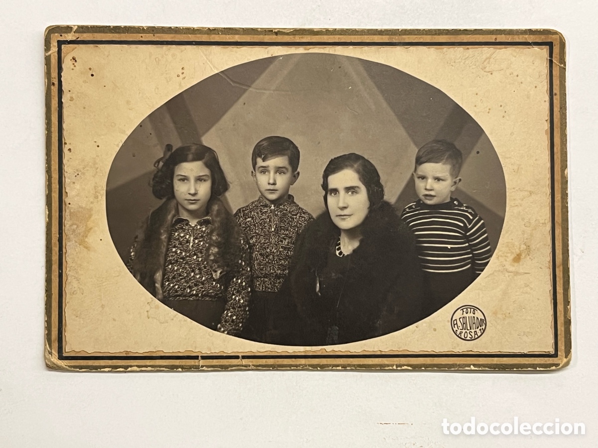 Fotograf&iacute;a antigua: TORTOSA.. Fotograf&iacute;a Familia Tortosina.., A. Salvador, fot&oacute;grafo (h.1930?) Med&iacute;das: 14 x 9 cm.