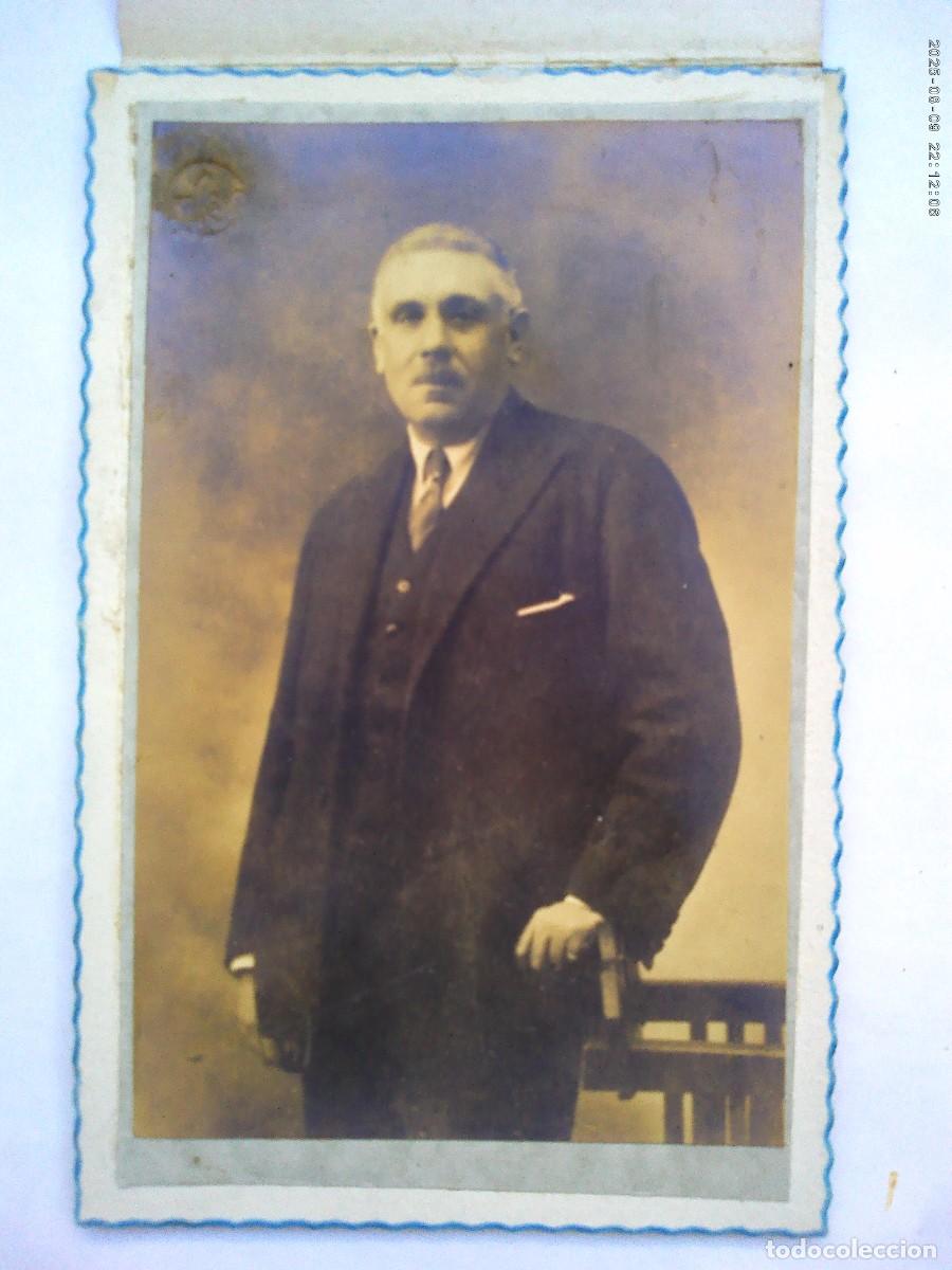 Fotografia antica: FOTO DE ESTUDIO DE UN SE&Ntilde;OR . DE GROLLO , VALENCIA . EN CARPETA