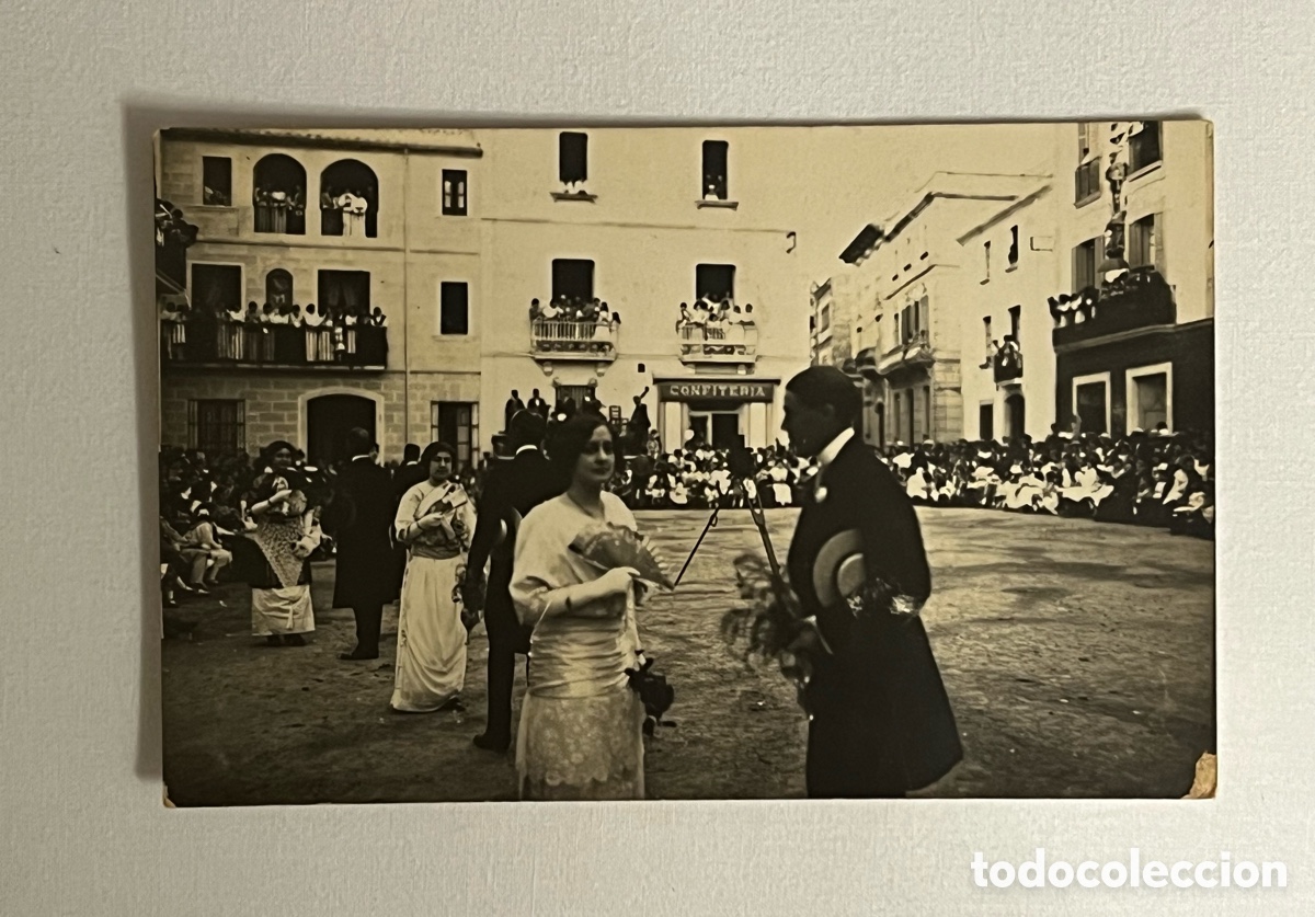 Fotograf&iacute;a antigua: LLORET DE MAR (Girona) Fotograf&iacute;a Festa Major - Pla&ccedil;a de la Vila. Concurs de Ball (h.1910?)