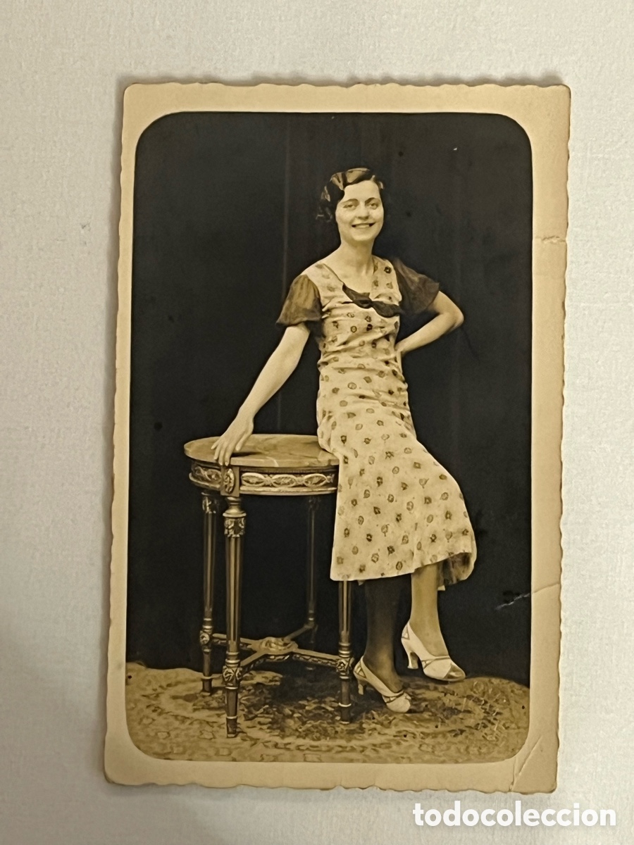 Fotograf&iacute;a antigua: RIPOLL, Setembre de 1932.. Rosa Tom&aacute;s.. A ma bona amigueta Carme amb tot l&rsquo;afacte